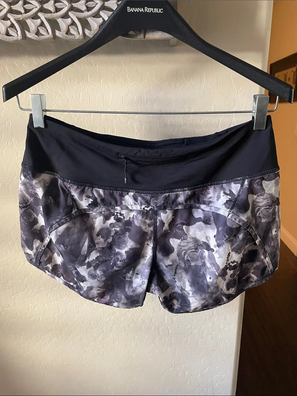 Lululemon Speed Shorts!